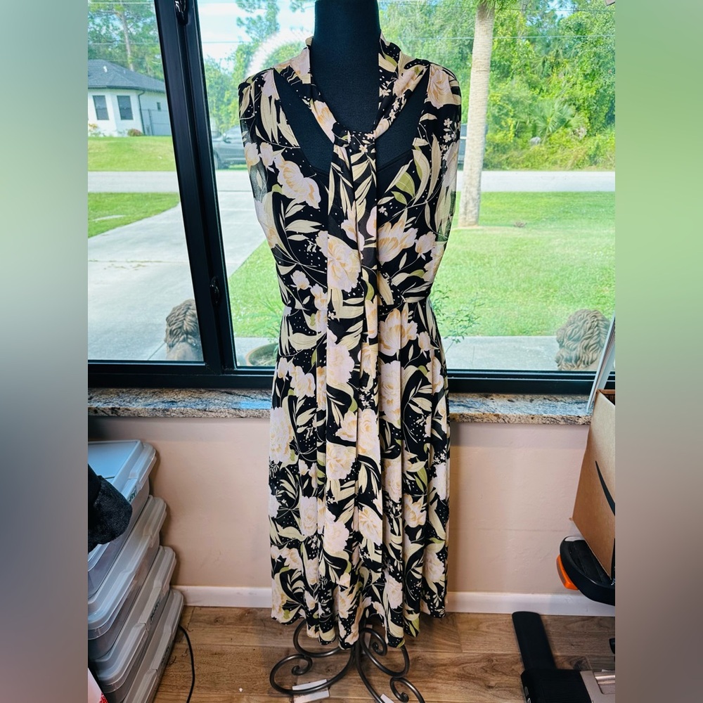 BHWM Floral Black Green Sleeveless Bow Tie Midi Dress Wedding Guest  Size 12